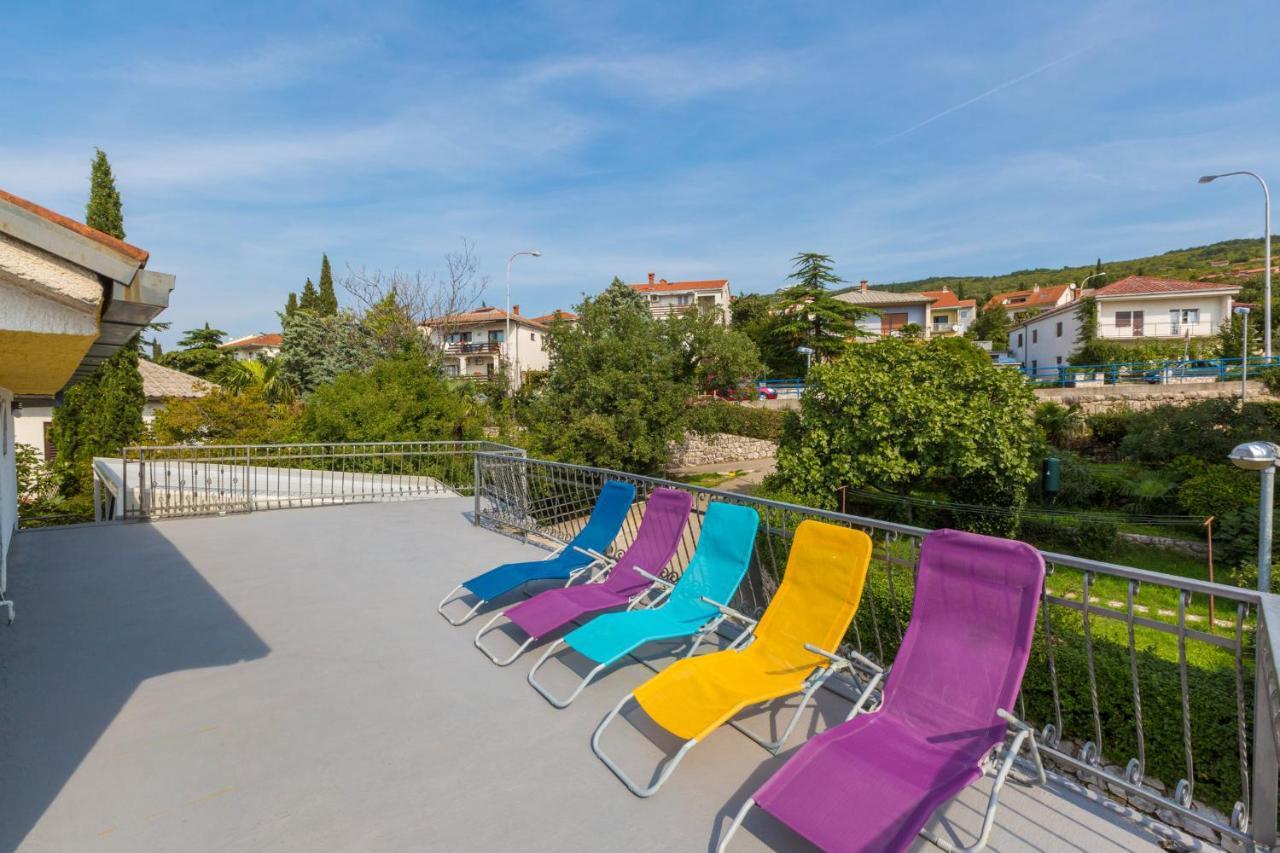 Jasminka Loncaric Apartamento Crikvenica Exterior foto